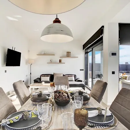 Villa Del Roque, Heated Pool & Luxury In El Roque