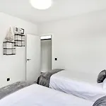 Del Roque, Heated Pool & Luxury In El Roque